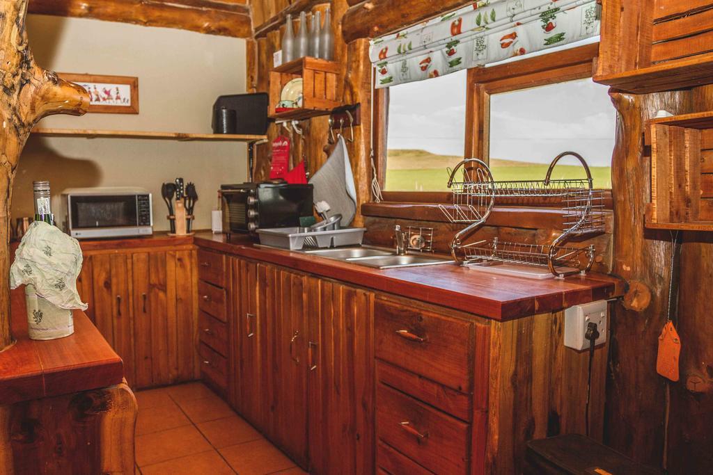 A Log Home At Buffalo Creek Buffeljagsrivier المظهر الخارجي الصورة