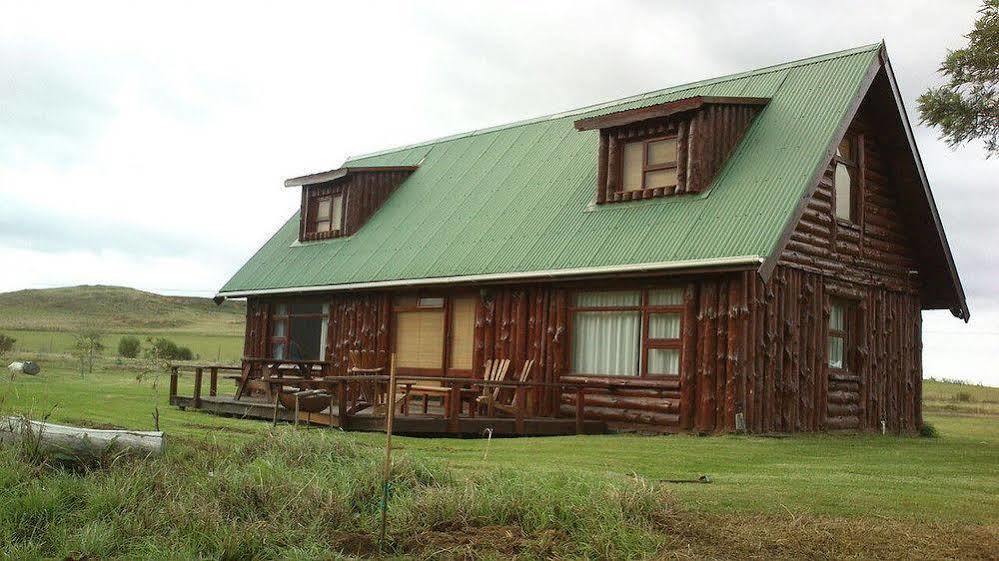 A Log Home At Buffalo Creek Buffeljagsrivier المظهر الخارجي الصورة